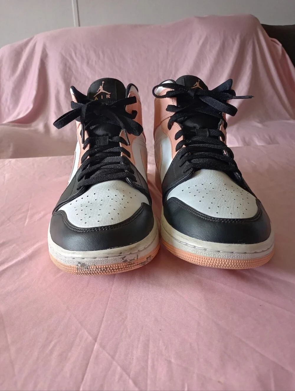 Nike Air Jordan 1 Mid Crimson Tint 554724-133 Shoes Sneakers Pink Men’s Size 12